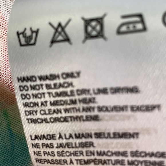 Farm Rio Wrap Blouse Womens XL Pink Rainforest Print Colorful summery Fairy Comf - Picture 12 of 16